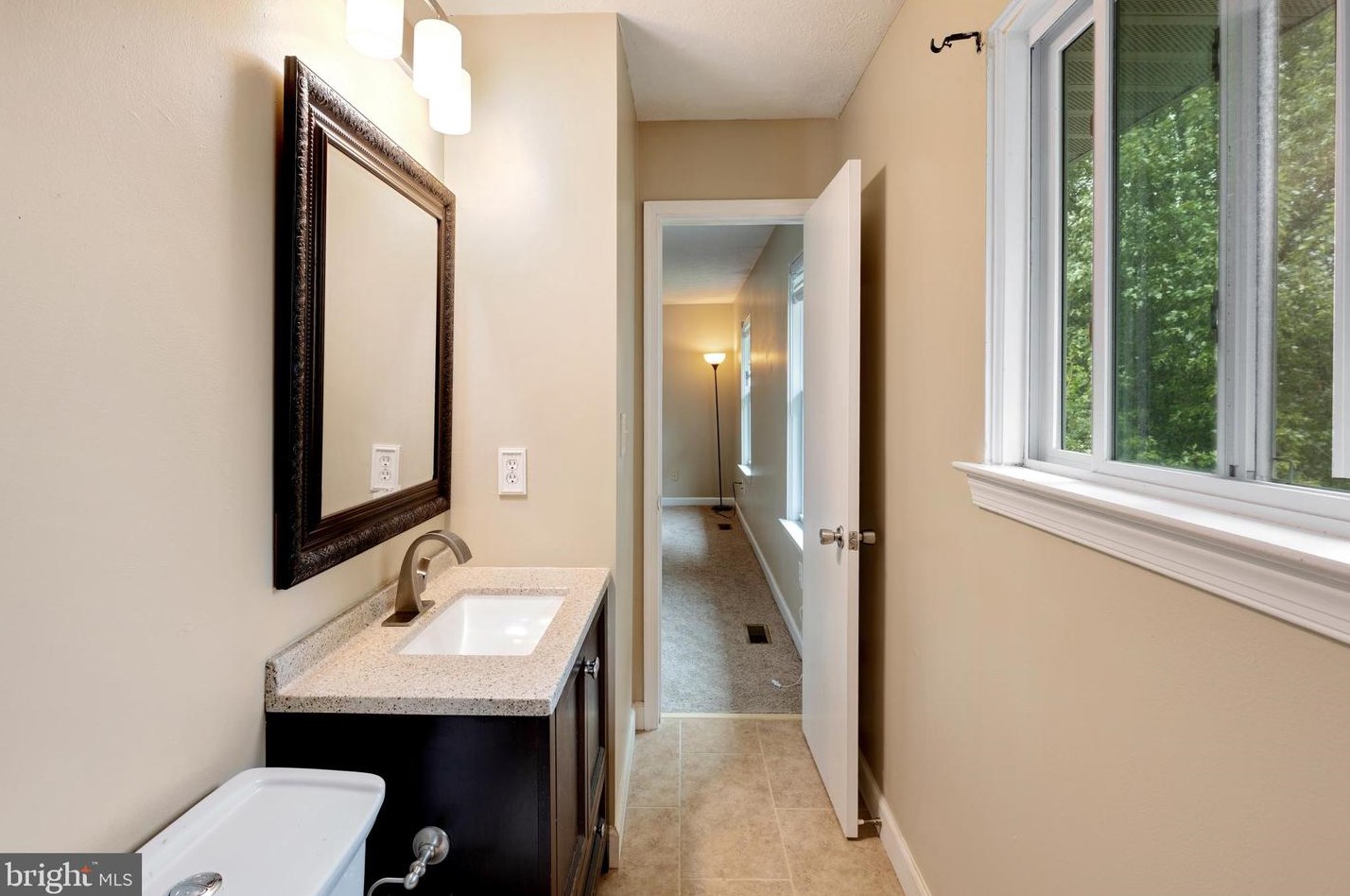 10 Malus Ct, Baltimore MD 21207-4400 exterior