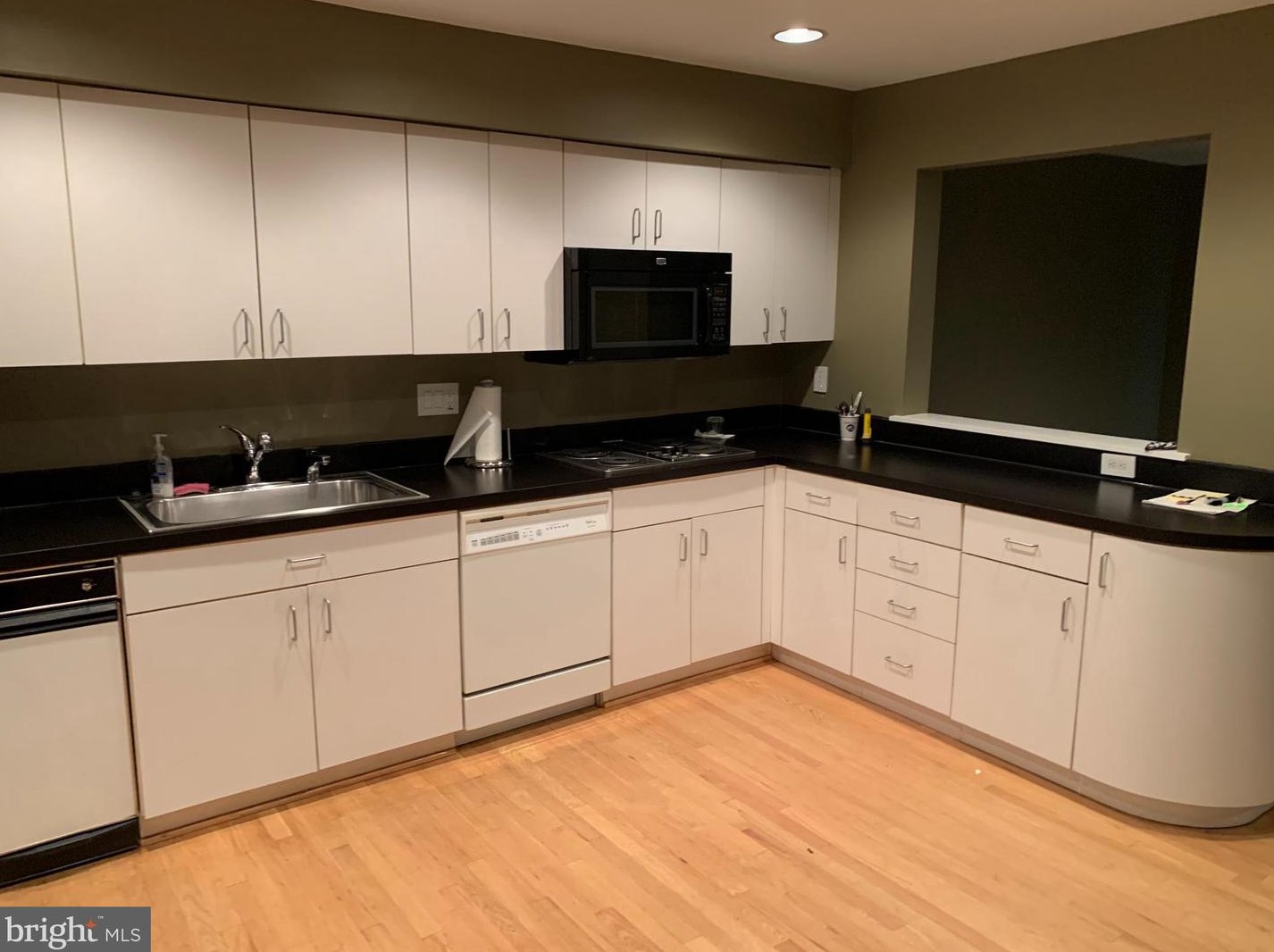 26 Raisin Tree Cir, Baltimore MD  21208-1363 exterior