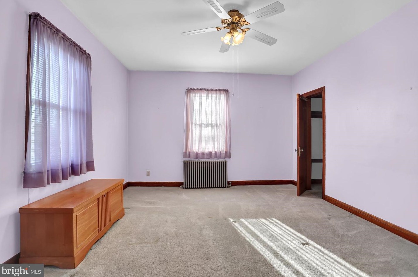 6812 Youngstown Ave, Baltimore MD  21222-1112 exterior