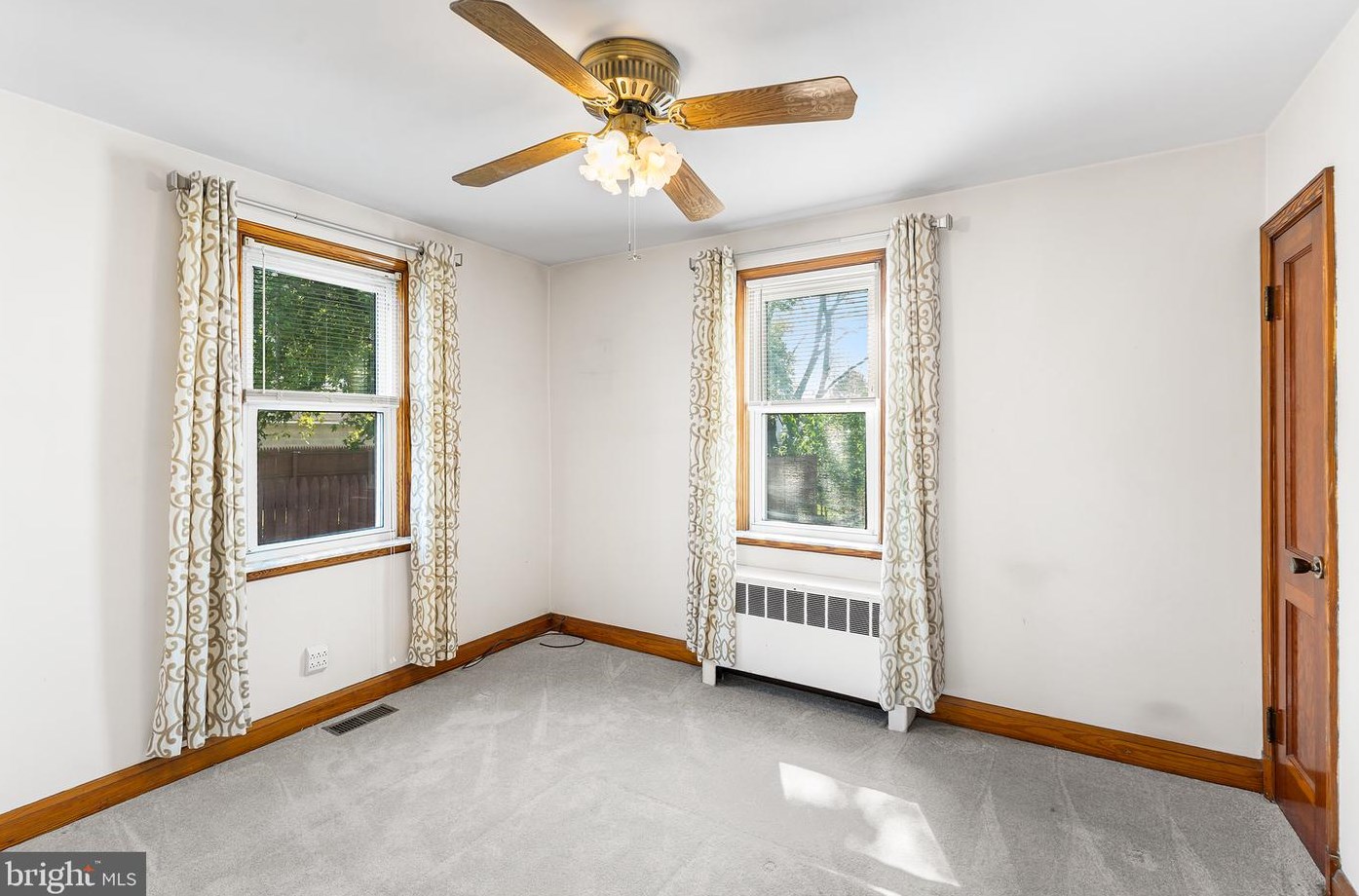 367 Townsend Rd, Baltimore MD 21221-6635 exterior