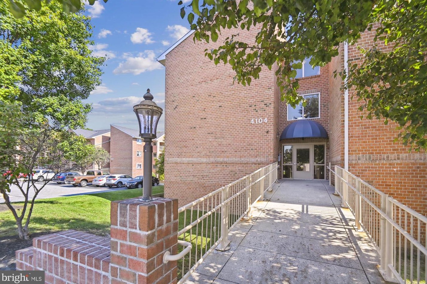 4104 Chardel Rd, Baltimore, MD 21236-5408
