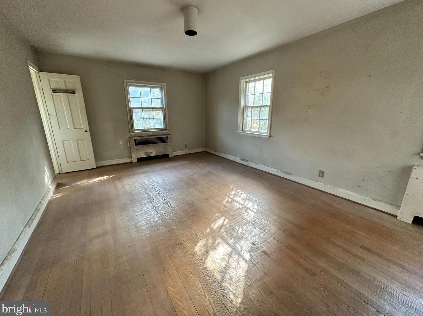 608 Stevenson Ln, Baltimore MD 21286-7601 exterior