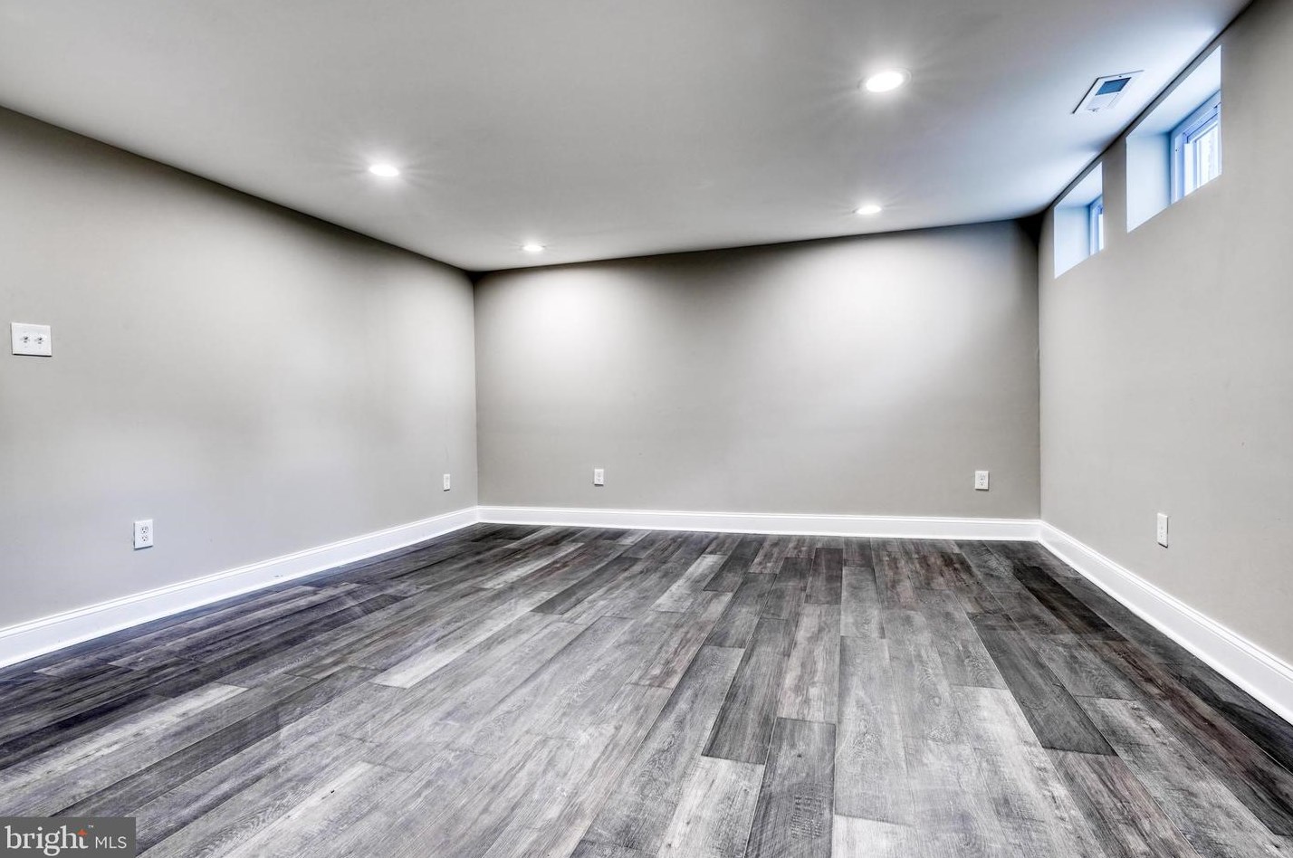 1137 Granville Rd, Baltimore MD exterior