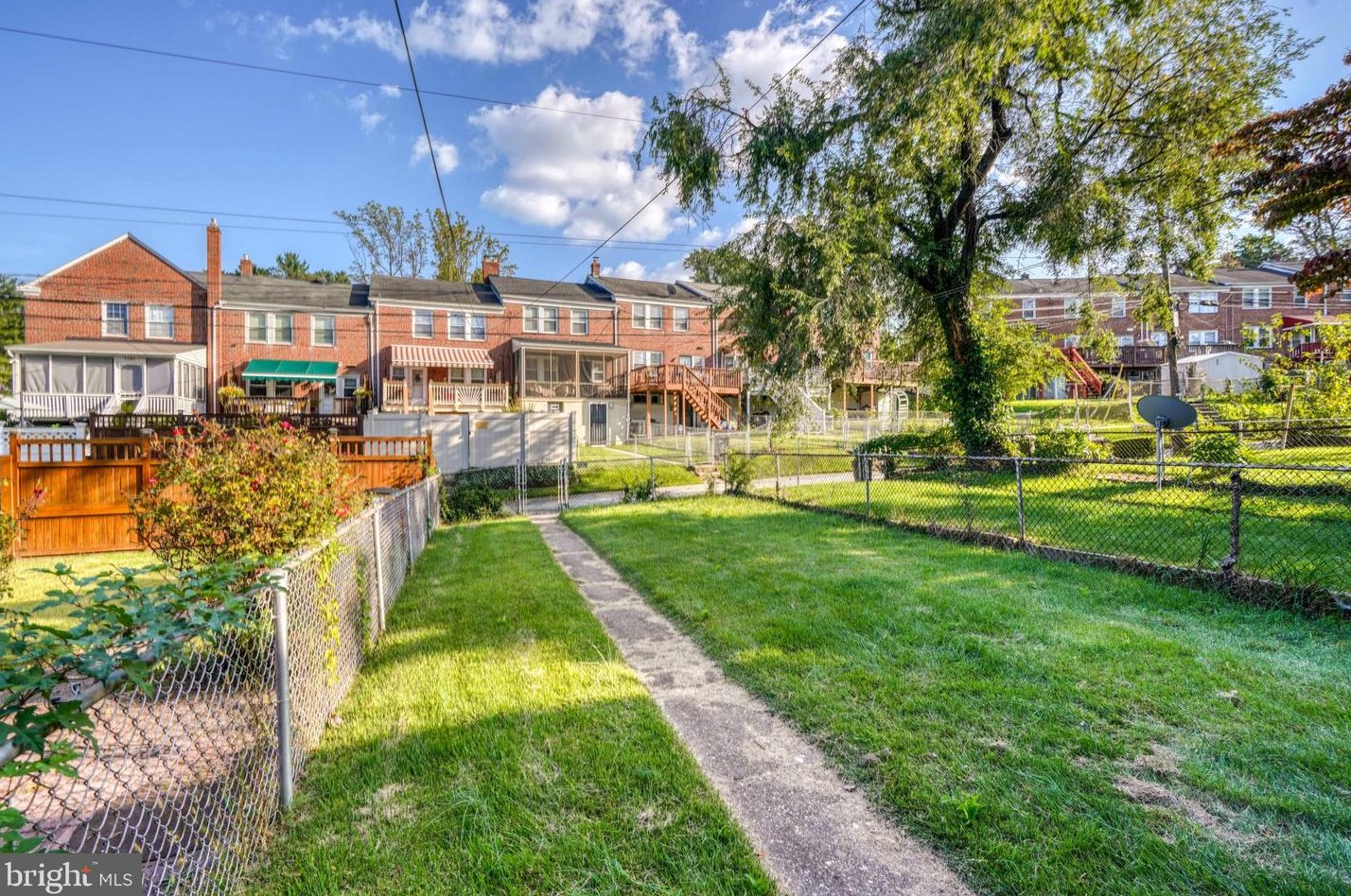 1137 Granville Rd, Baltimore MD exterior