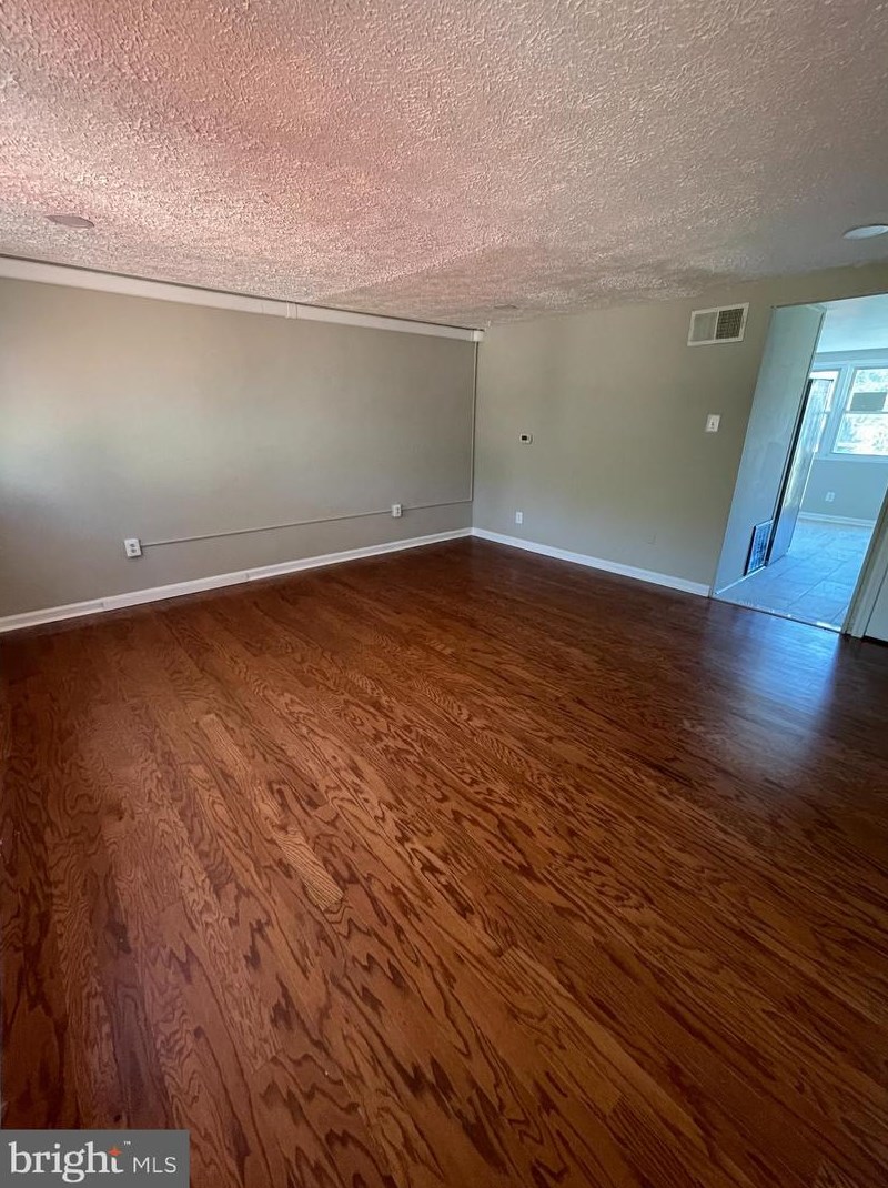 437 Caledonia Ave, Baltimore MD  21227-4708 exterior