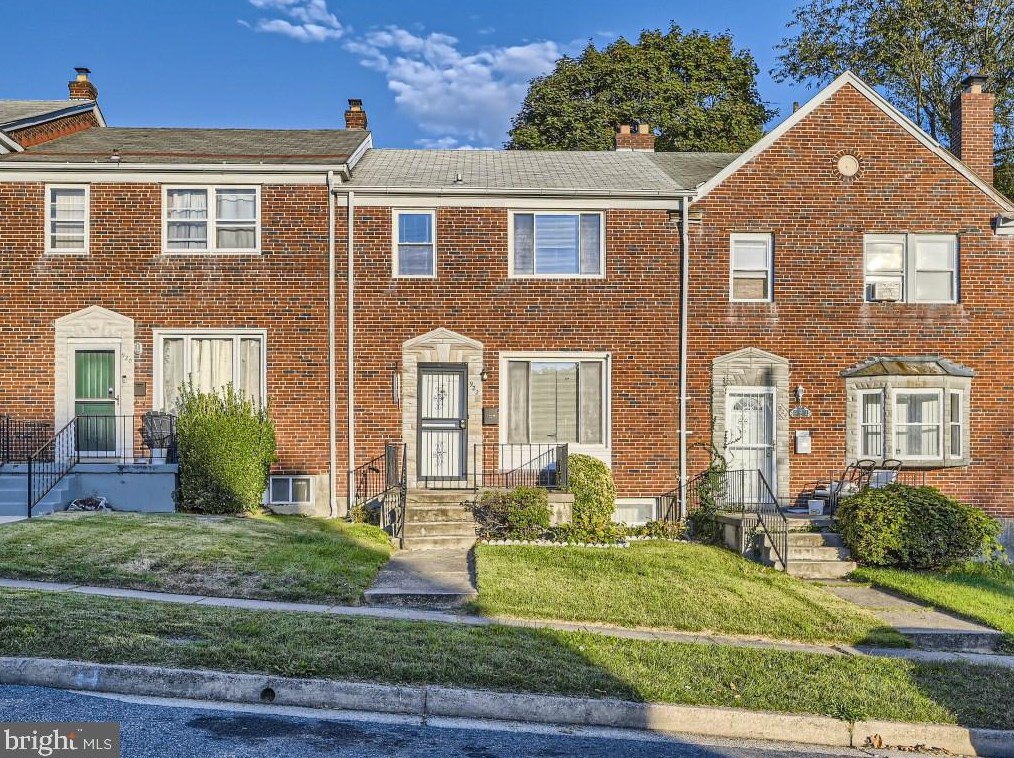 922 Masefield Rd, Baltimore, MD 21207-4852