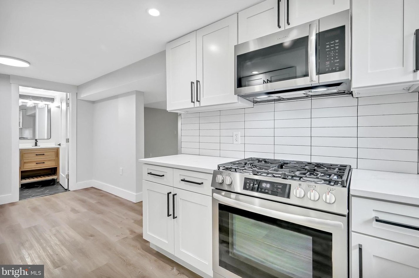 6903 Dunmanway #e, Baltimore, MD 21222