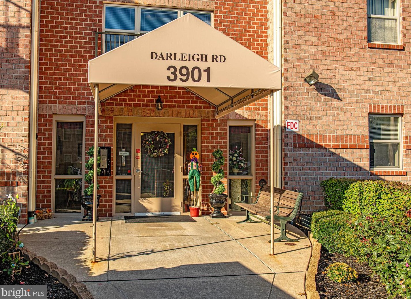 3901 Darleigh Rd, Baltimore, MD 21236-5805