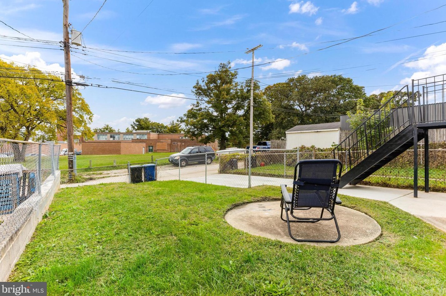 573 Welbrook Rd, Baltimore MD  21221-3410 exterior