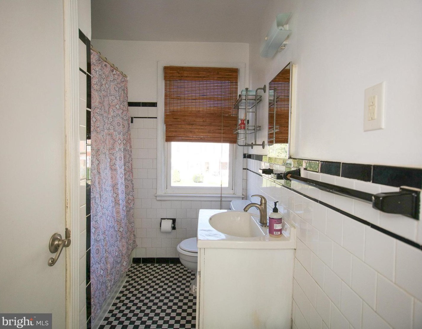 6107 Mt Rdg Rd, Baltimore MD 21228-2240 exterior