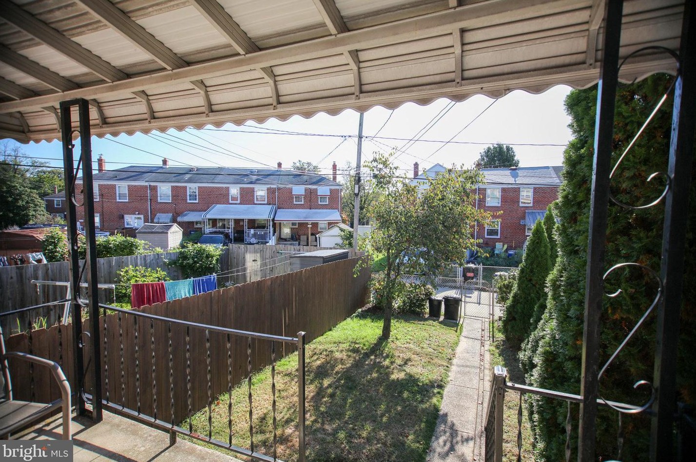 6107 Mt Rdg Rd, Baltimore MD 21228-2240 exterior