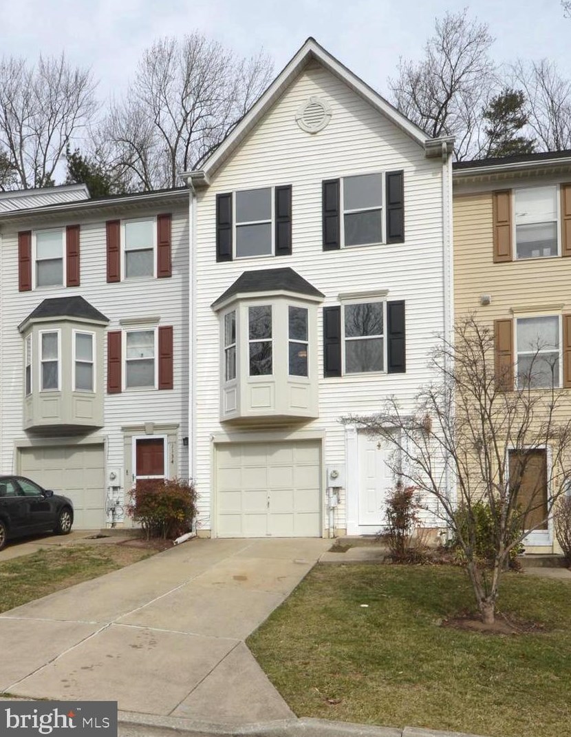 1136 Ingate Rd, Baltimore, MD 21227