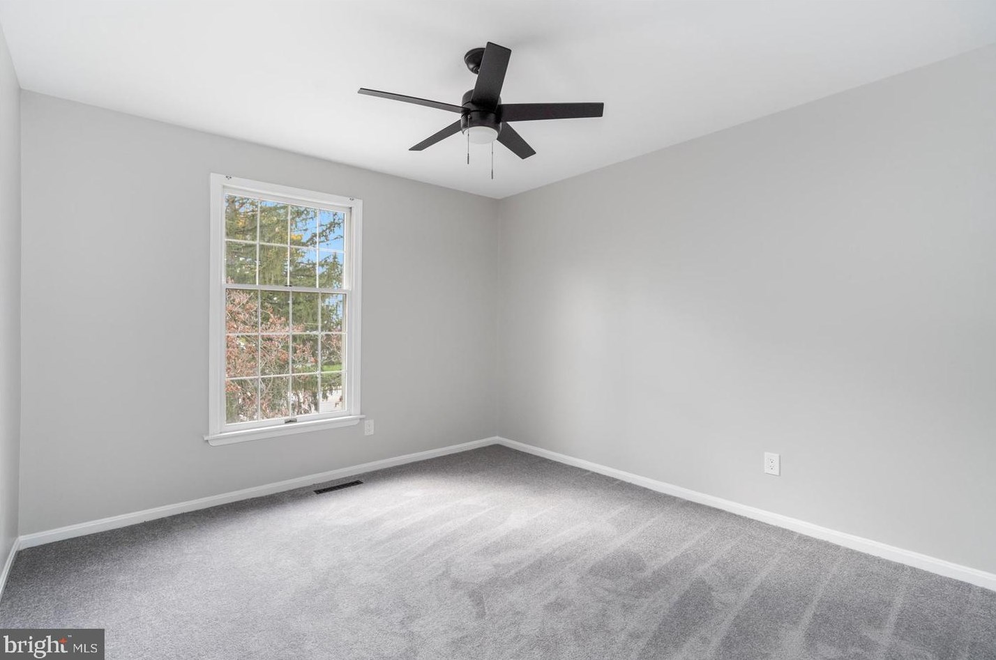 7 Parliament Ct, Baltimore MD  21212-1235 exterior