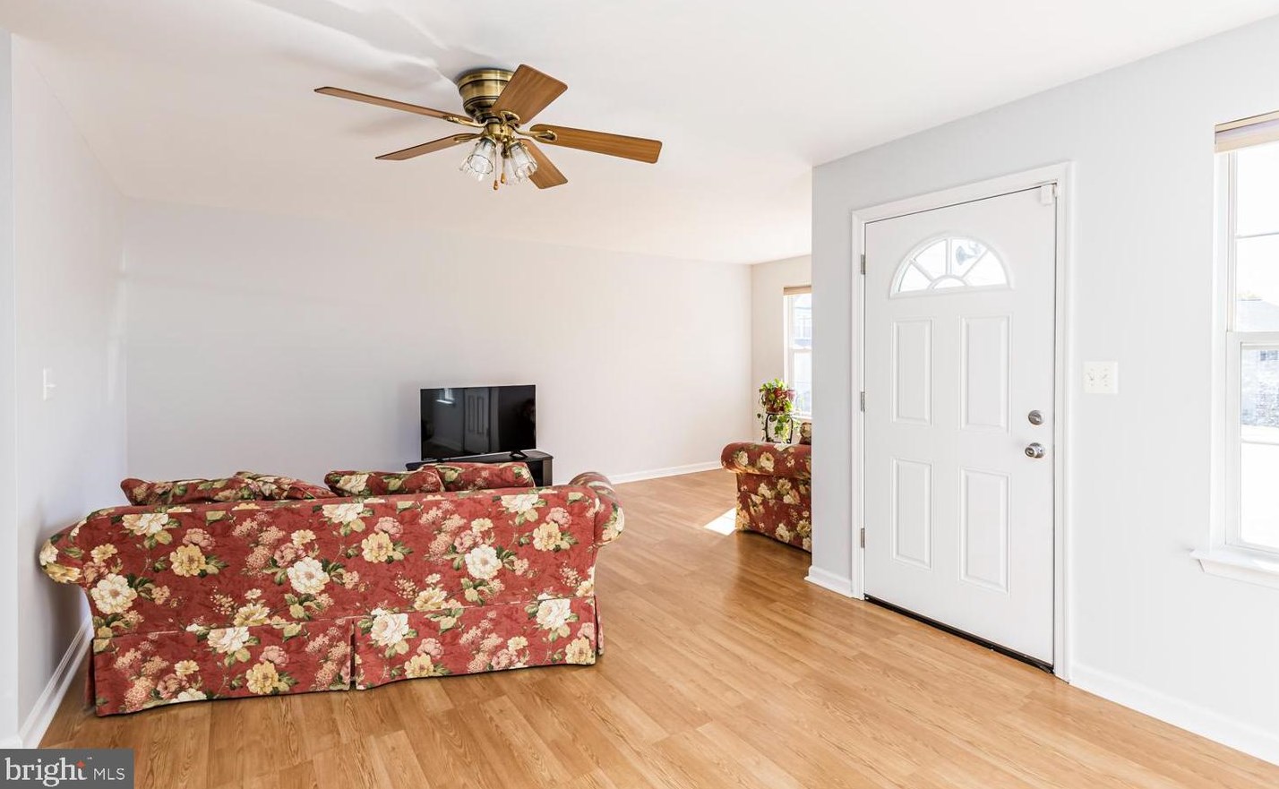 1404 Claridge Ave, Baltimore, MD 21227-3190