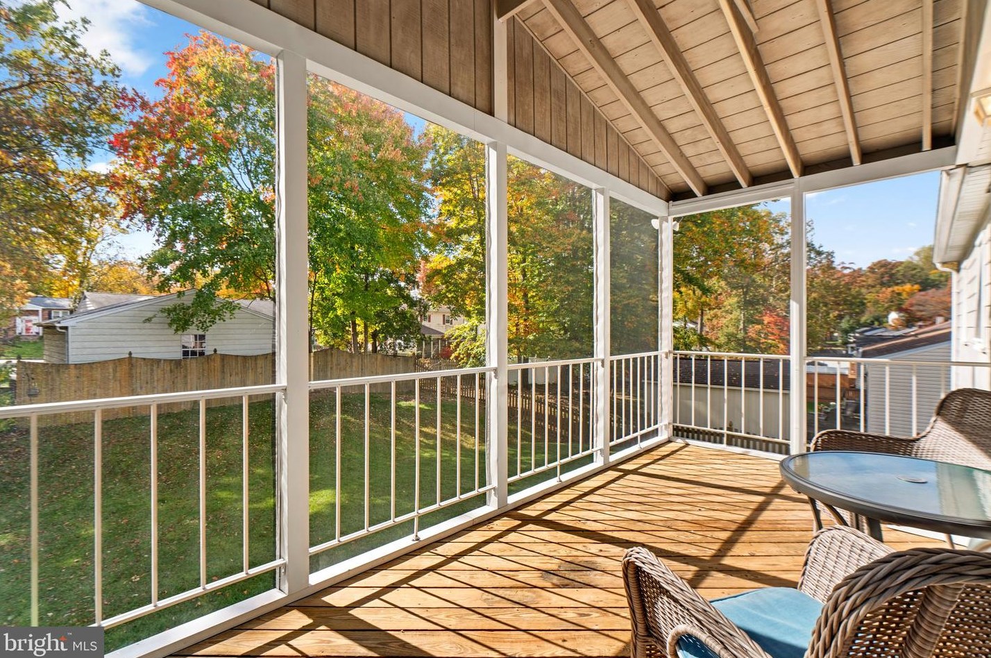 1316 Hickory Springs Cir, Baltimore MD  21228-2628 exterior