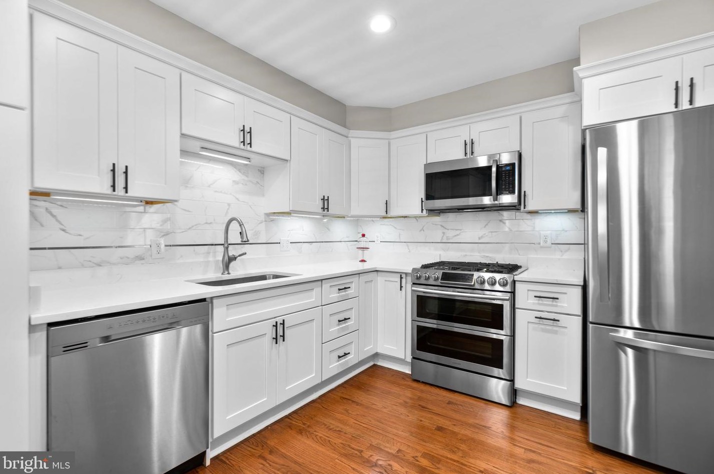 1316 Hickory Springs Cir, Baltimore MD  21228-2628 exterior