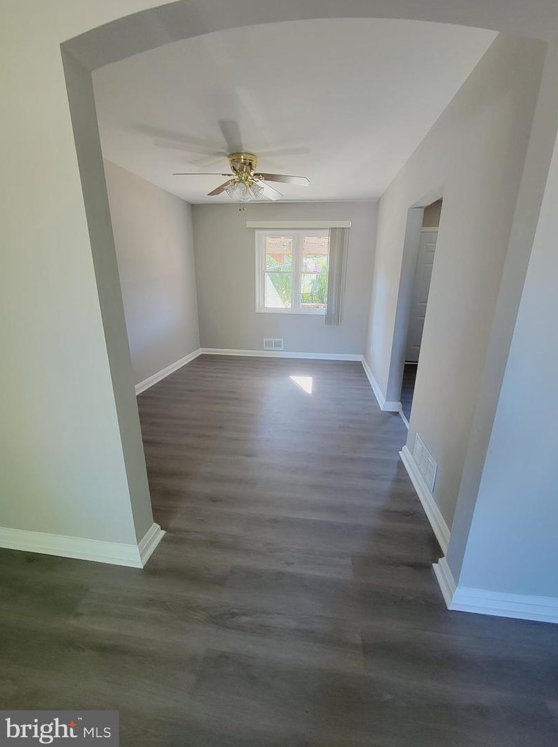 7603 Charlesmont Rd, Baltimore MD  21222-2739 exterior