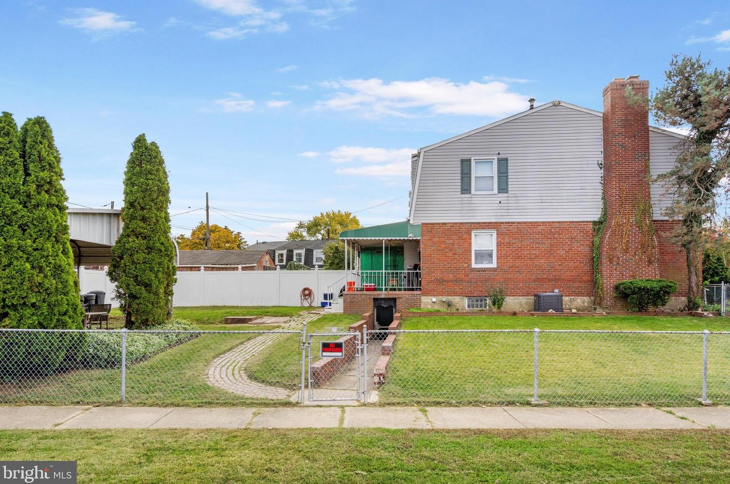 537 Grovethorn Rd, Baltimore MD  21220-4940 exterior