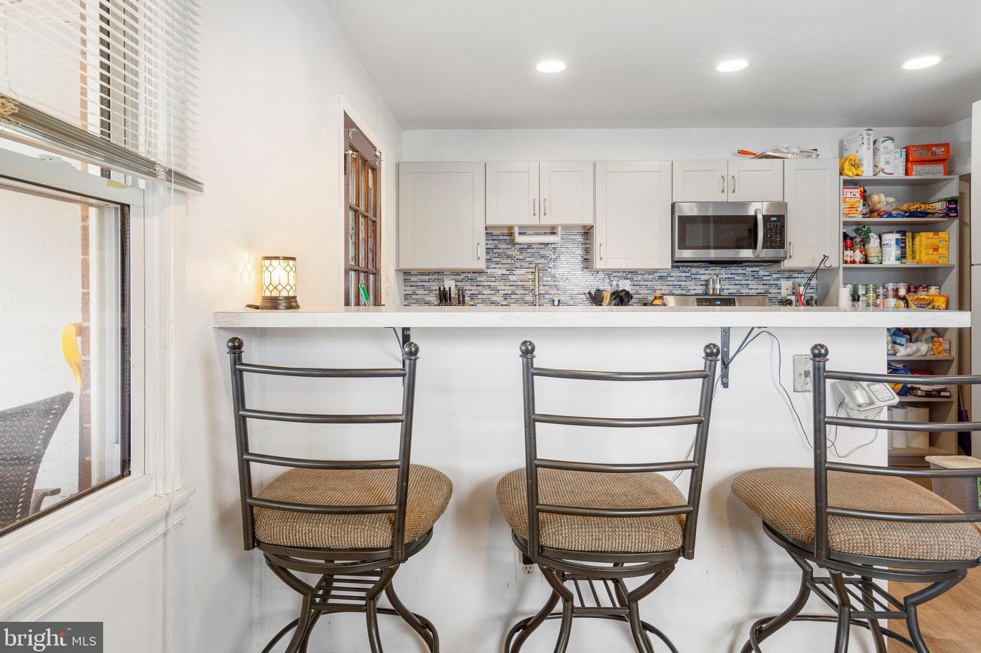 537 Grovethorn Rd, Baltimore MD  21220-4940 exterior