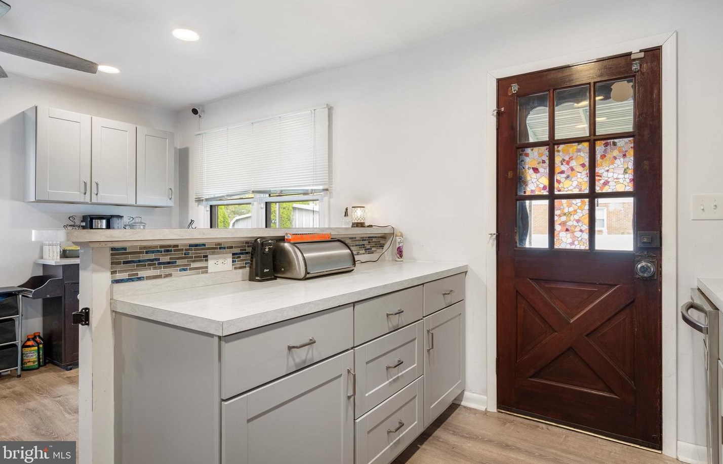 537 Grovethorn Rd, Baltimore MD  21220-4940 exterior