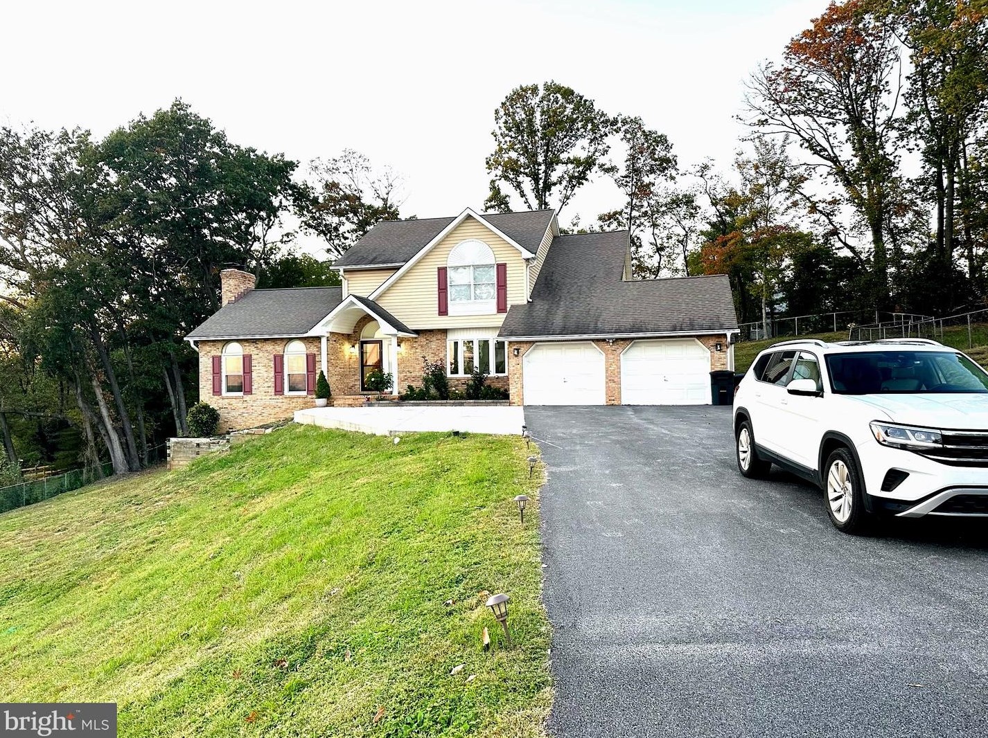 8406 Allison Ln, Baltimore, MD 21237-1731
