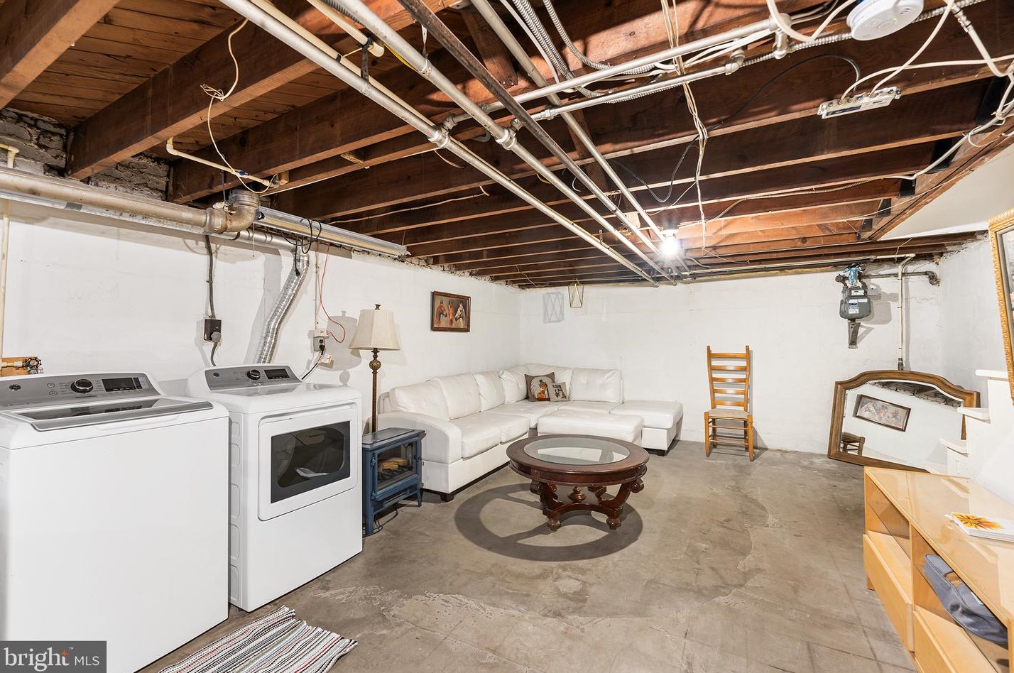 6823 Dunbar Rd, Baltimore MD  21222-5907 exterior