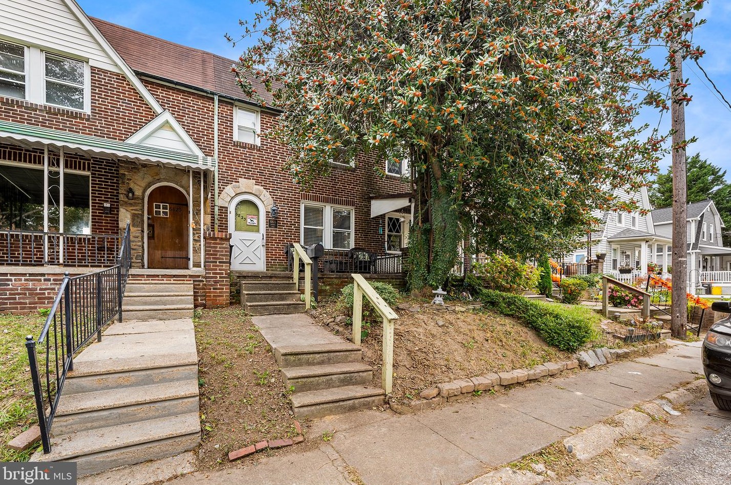 6823 Dunbar Rd, Baltimore MD  21222-5907 exterior