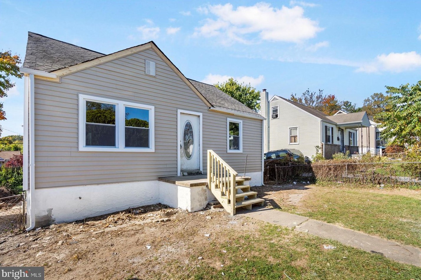 5427 Gradin Ave, Baltimore, MD 21207-6109