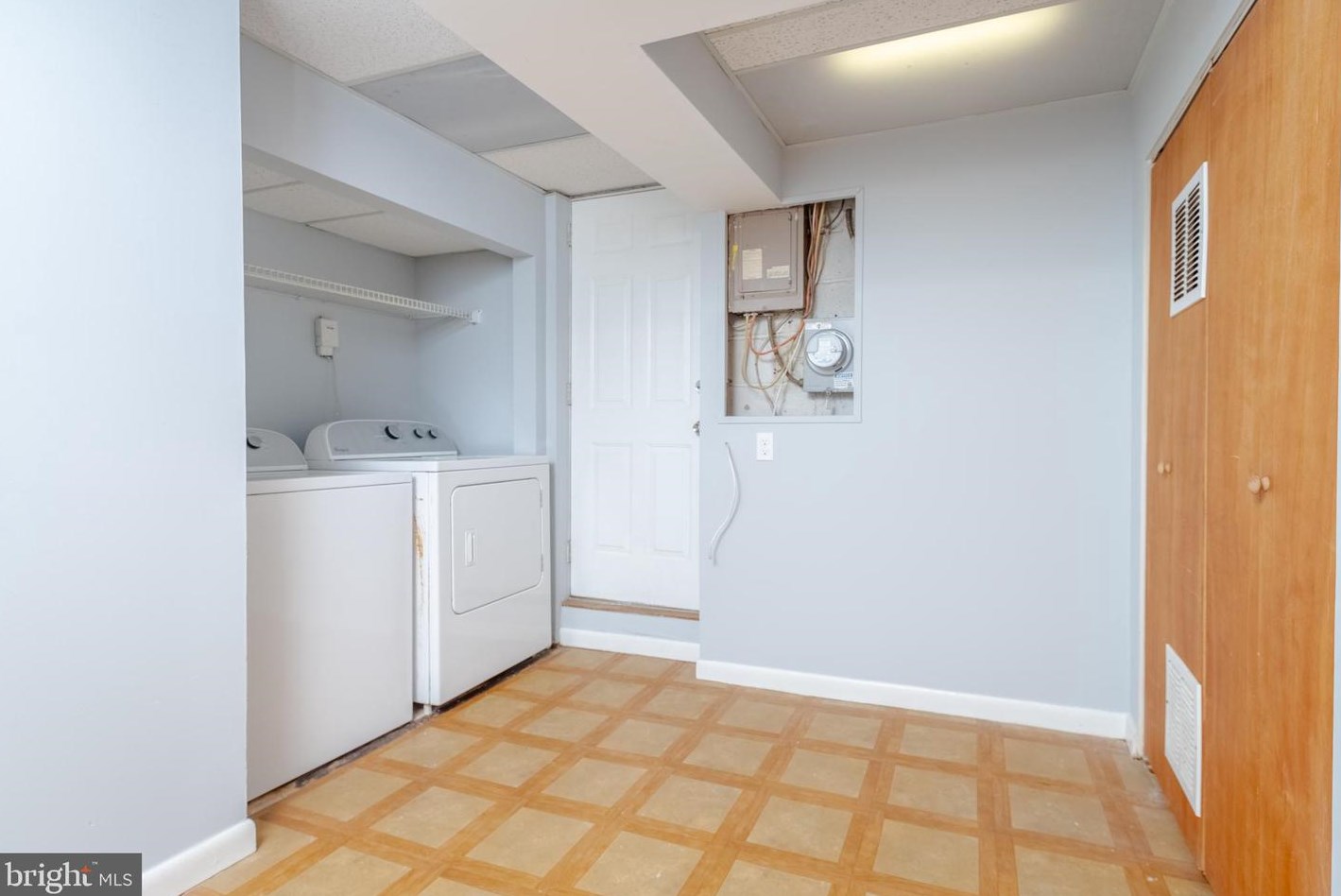 1943 Dineen Dr, Baltimore MD  21222-4724 exterior