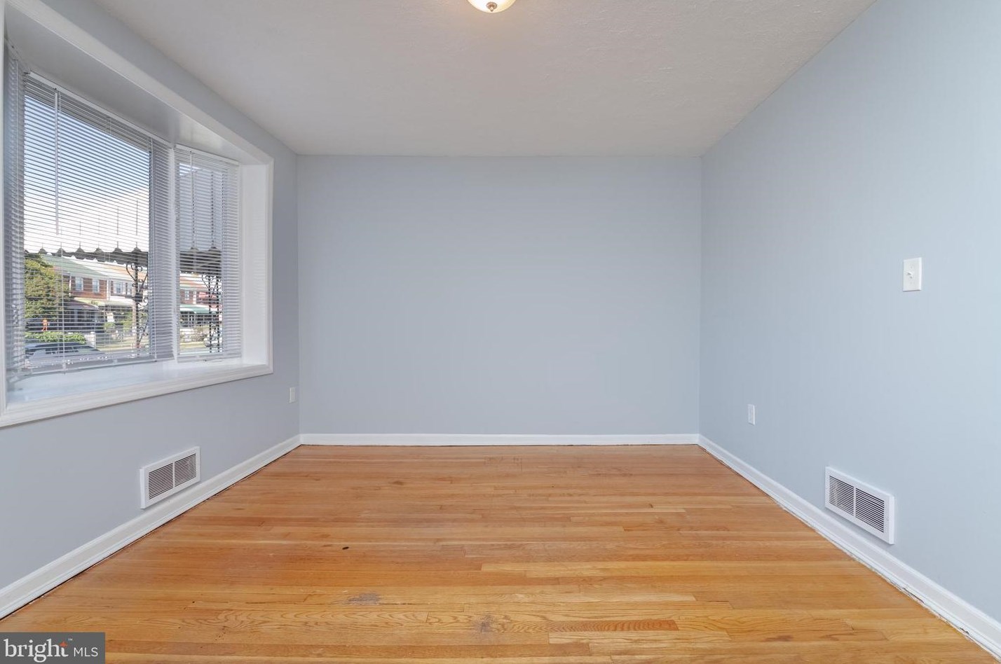 1943 Dineen Dr, Baltimore MD  21222-4724 exterior