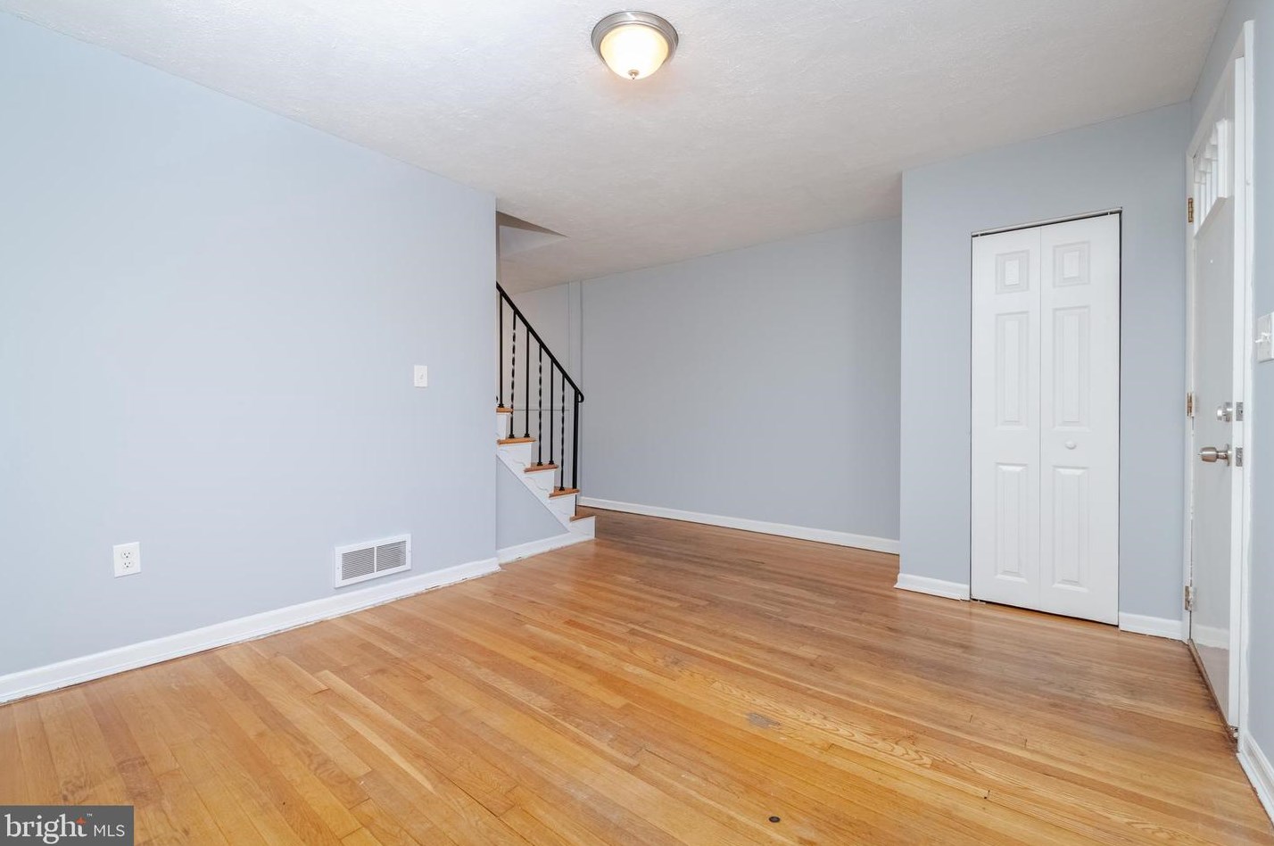 1943 Dineen Dr, Baltimore MD  21222-4724 exterior