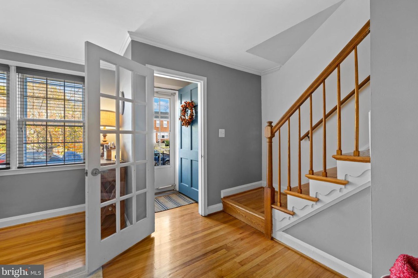 1573 Cottage Ln, Baltimore, MD 21286-8013