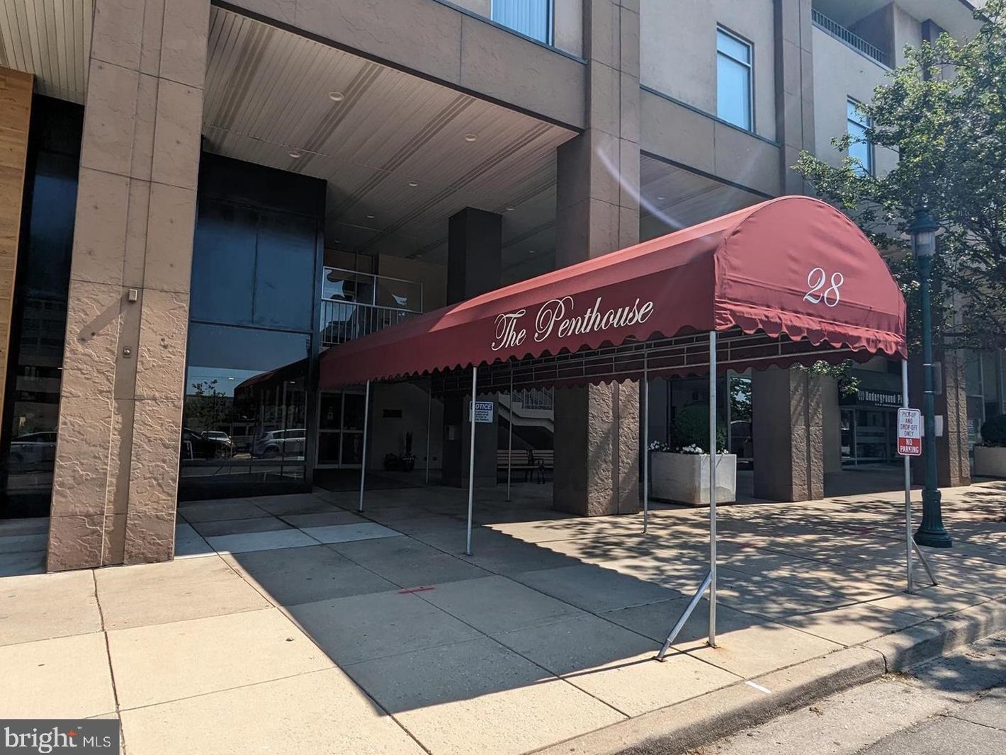 28 Allegheny Ave, Baltimore MD  21204-3909 exterior