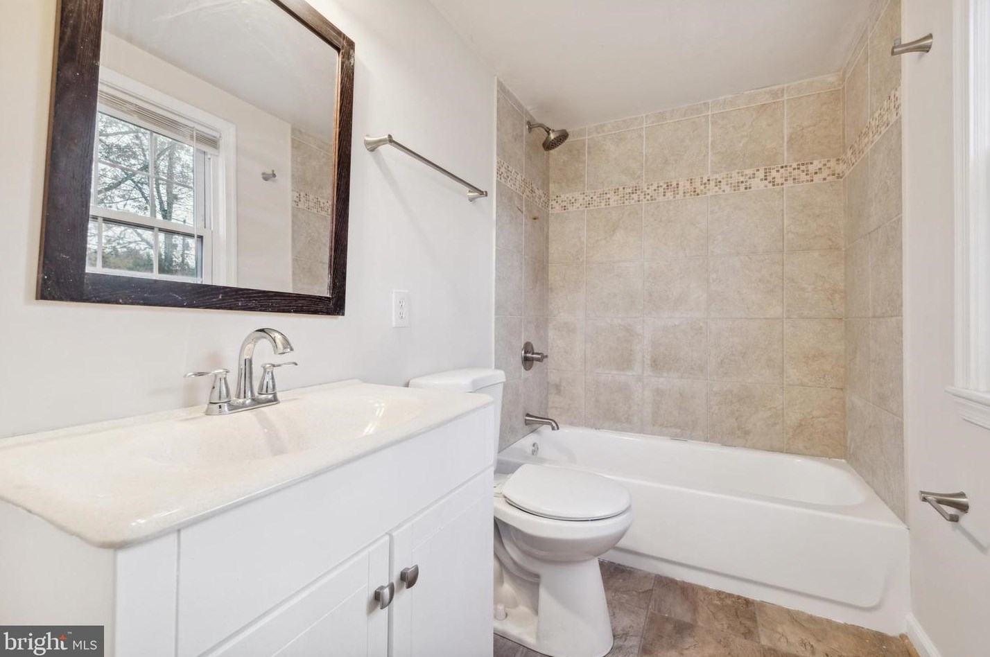 6211 Marglenn Ave, Baltimore MD  21206-2036 exterior