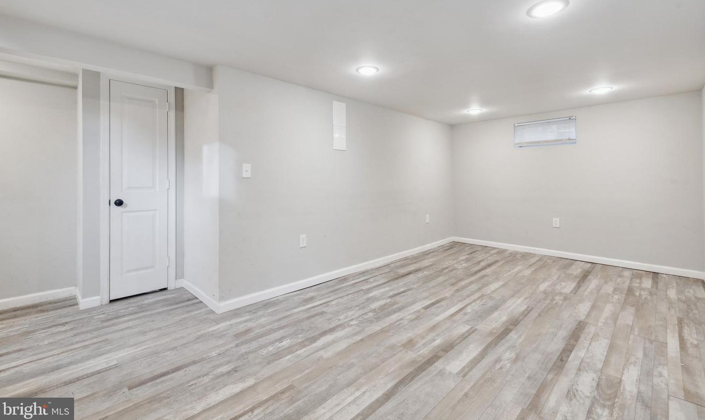 6211 Marglenn Ave, Baltimore MD  21206-2036 exterior