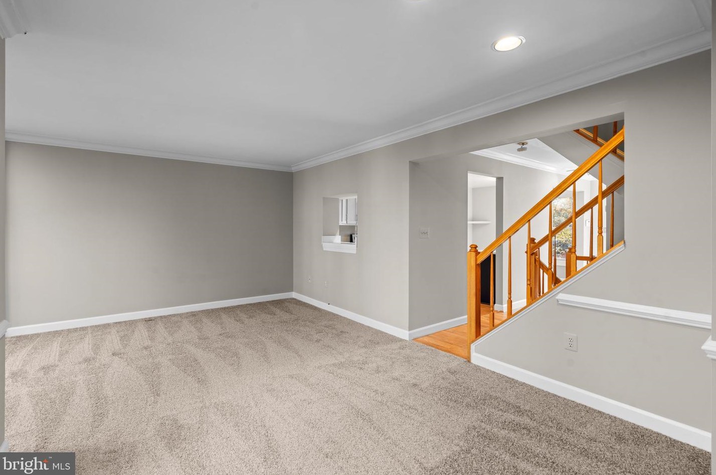 2102 Heritage Dr, Baltimore MD  21209-1752 exterior