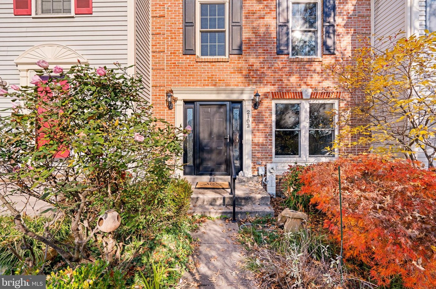 2102 Heritage Dr, Baltimore, MD 21209-1752