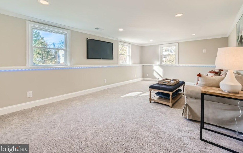 8205 Jeffers Cir, Baltimore MD  21204-1925 exterior