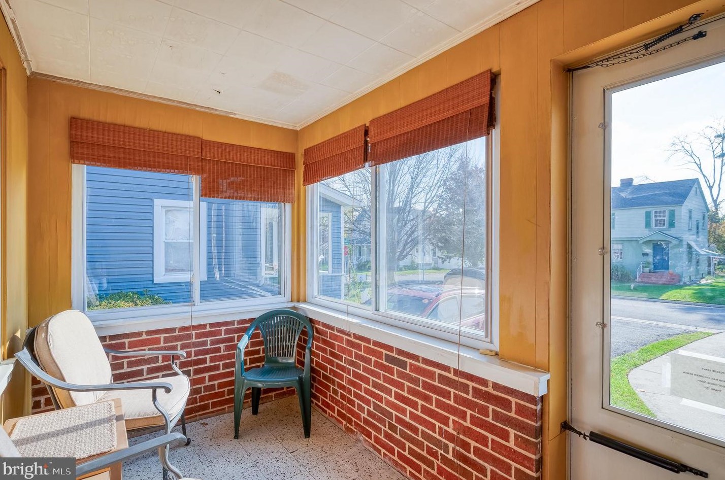 102 Hawthorne Ave, Baltimore, MD 21208-4819