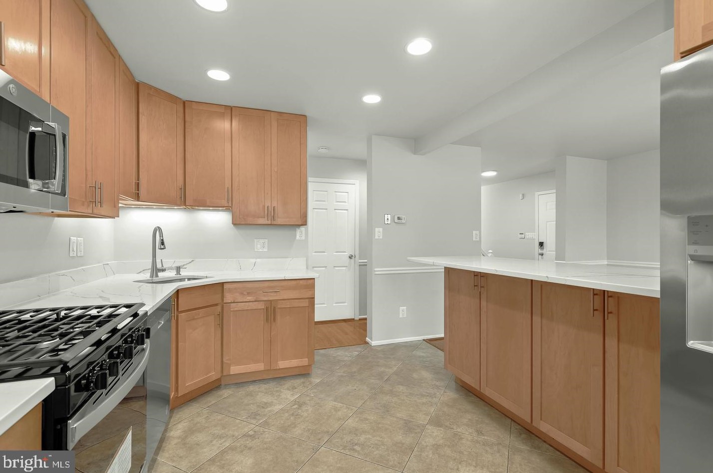 61 Jones Falls Ter, Baltimore, MD 21209