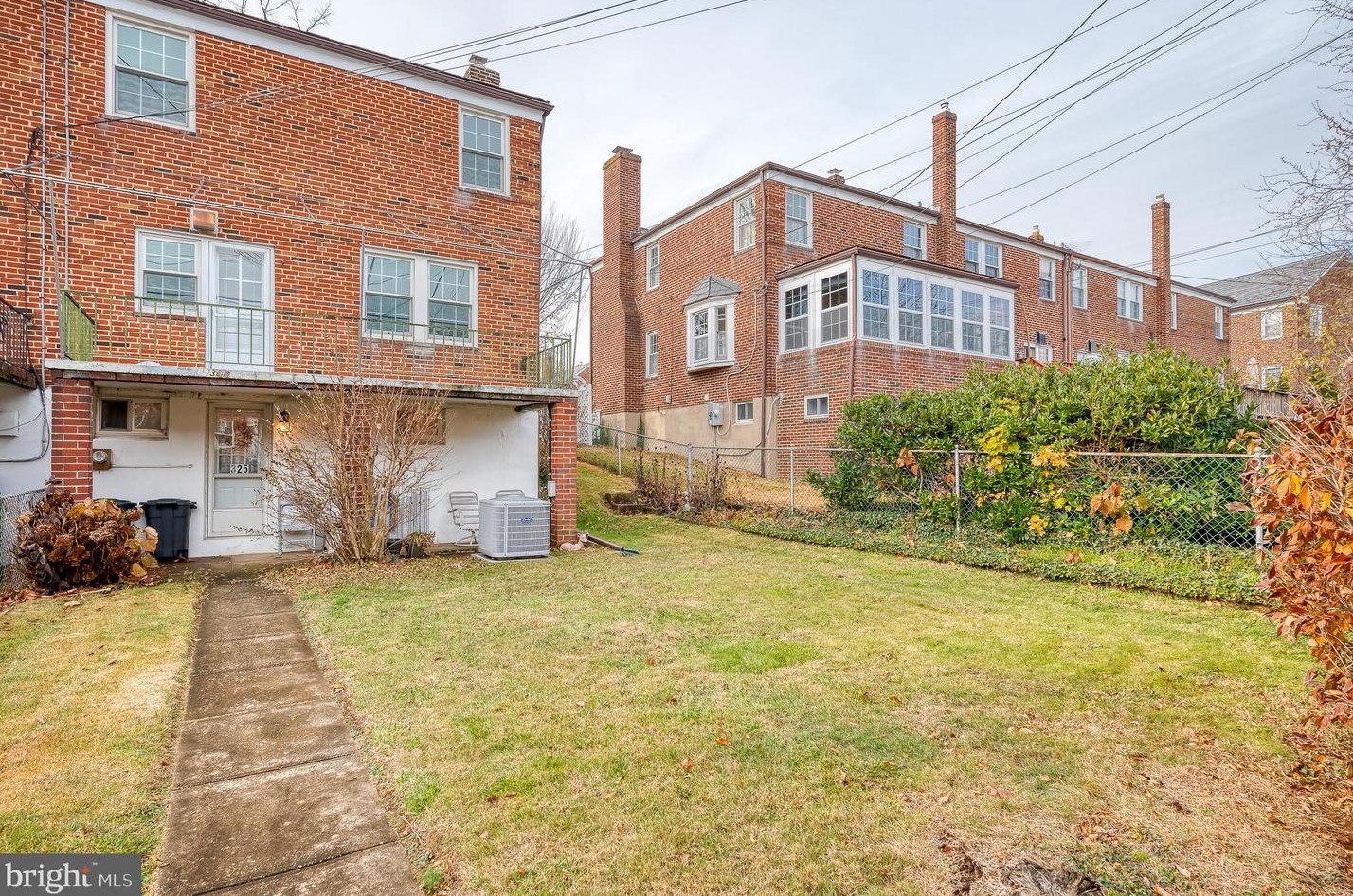 325 Stratford Rd, Baltimore MD  21218-1145 exterior