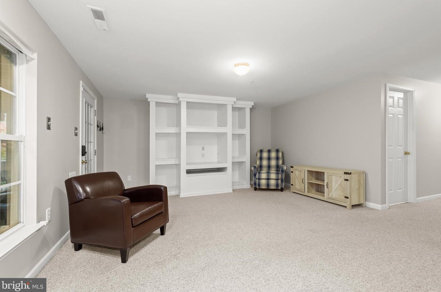 6005 Ivy League Dr, Baltimore MD  21228-5459 exterior