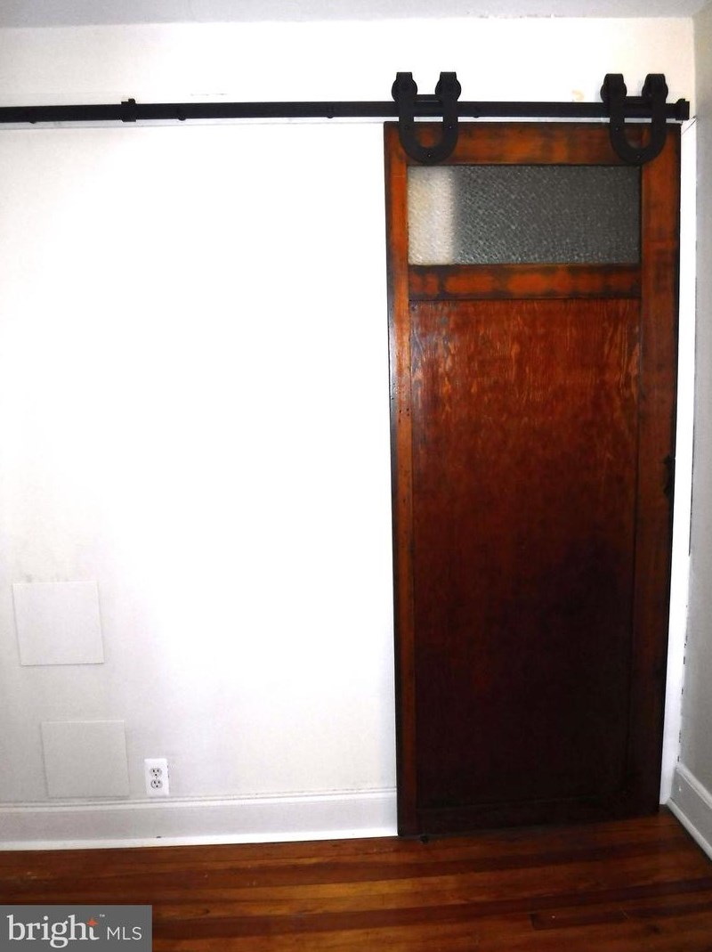 2 Flagship Rd, Baltimore MD  21222-4423 exterior