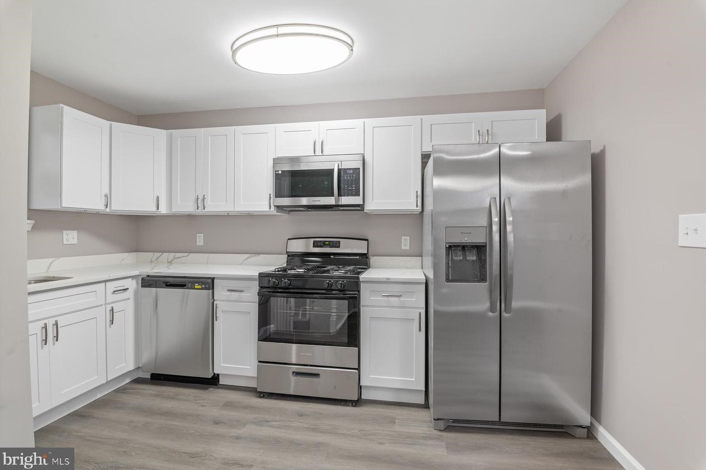 3114 Cambridge Dr, Baltimore MD  21244-3473 exterior