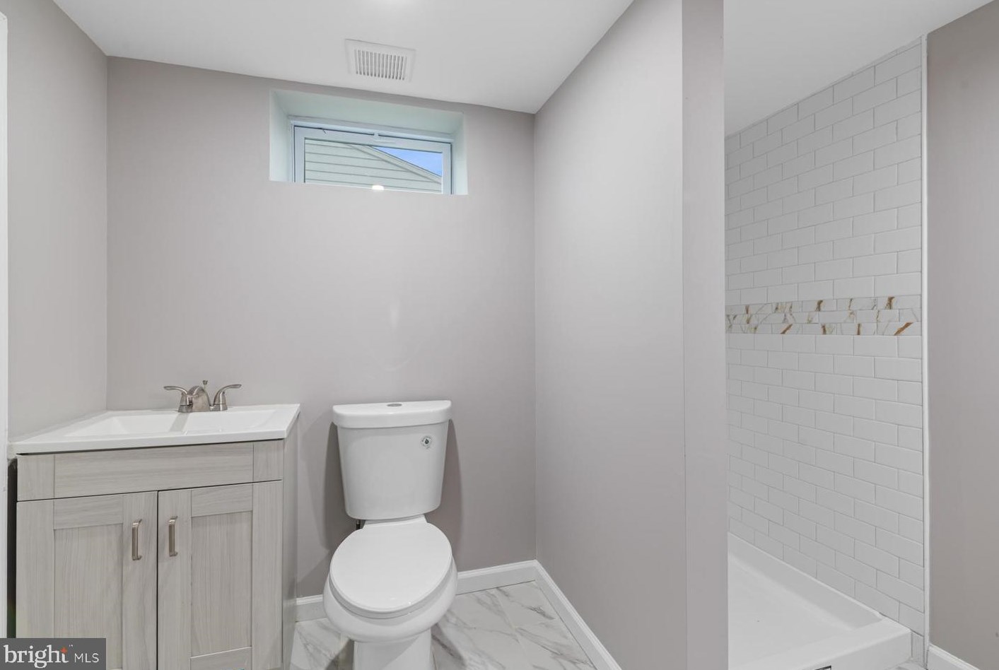3114 Cambridge Dr, Baltimore MD  21244-3473 exterior