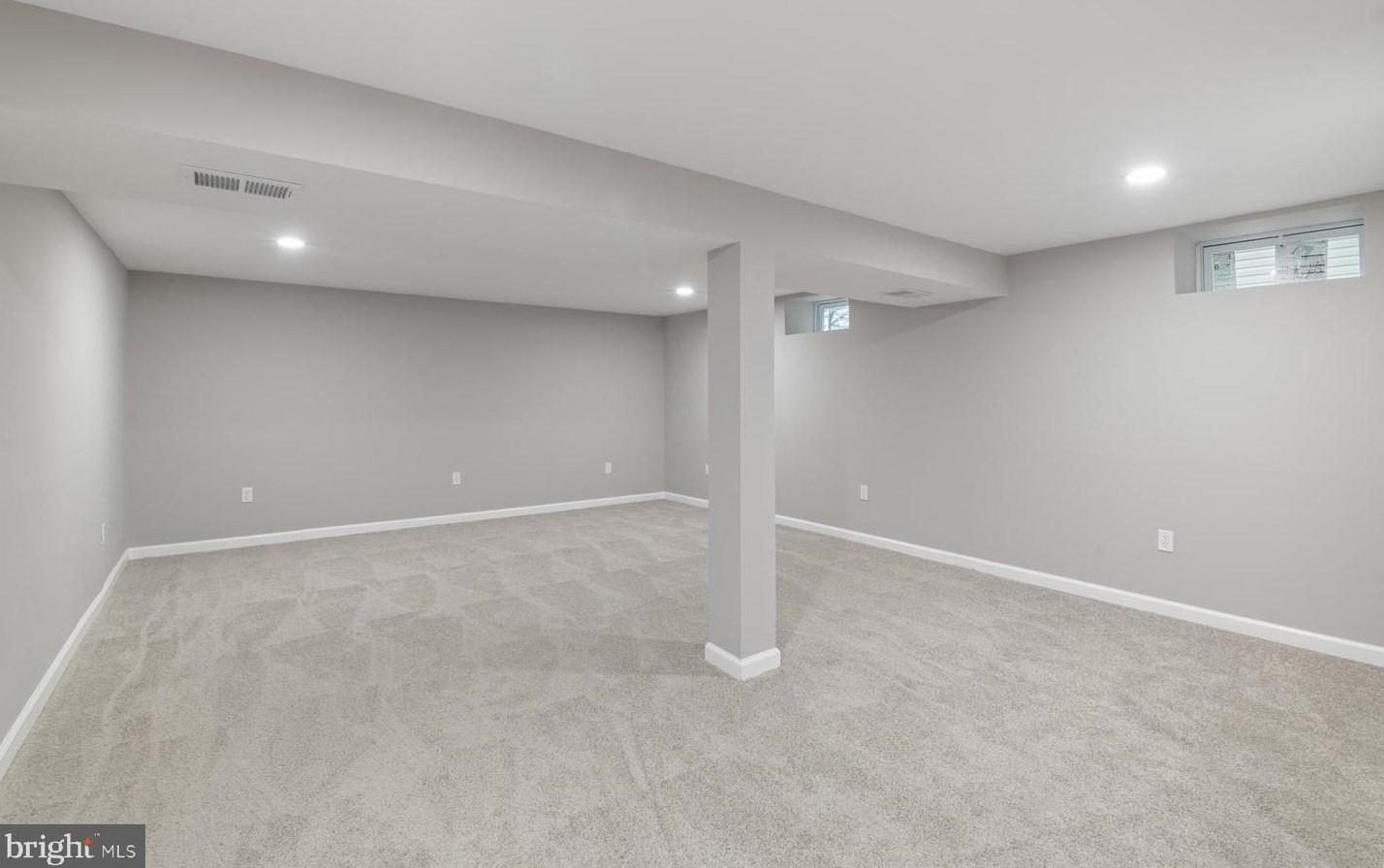 3114 Cambridge Dr, Baltimore MD  21244-3473 exterior