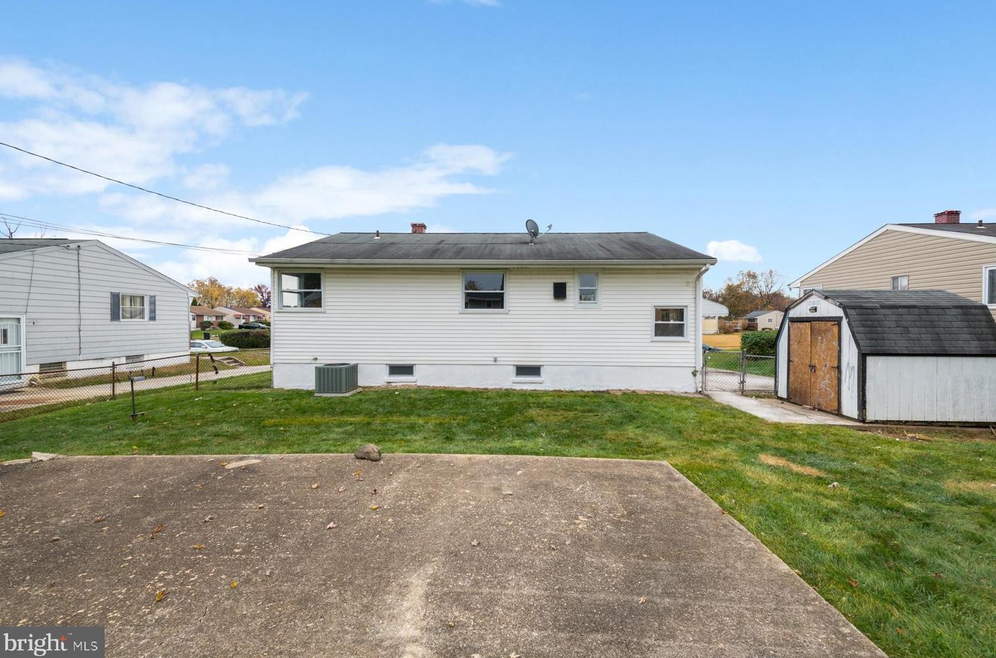 3114 Cambridge Dr, Baltimore MD  21244-3473 exterior