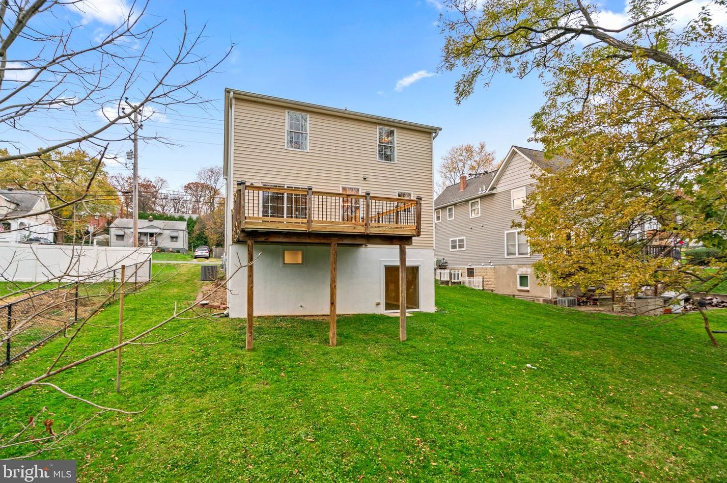 33 Wade Ave, Baltimore MD  21228-4639 exterior