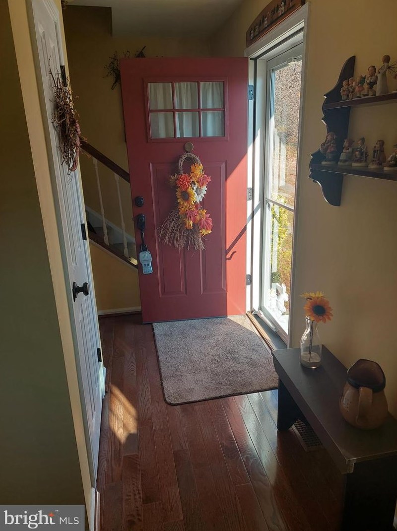 8722 Silver Knoll Dr, Perry Hall, MD 21128