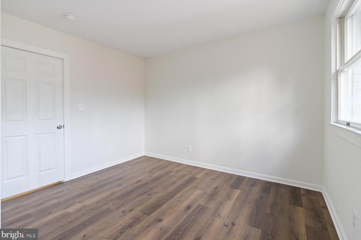 2922 Knoll Acres Dr, Baltimore MD  21234-1128 exterior